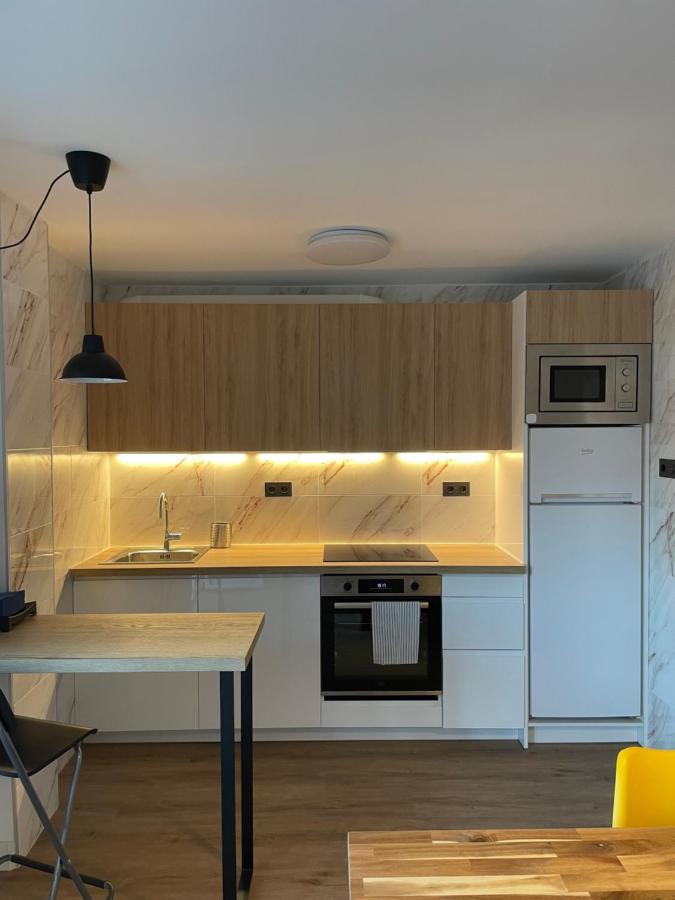 Cozy Apartment 6' From San Sebastian + Parking อูซูร์บิล ภายนอก รูปภาพ