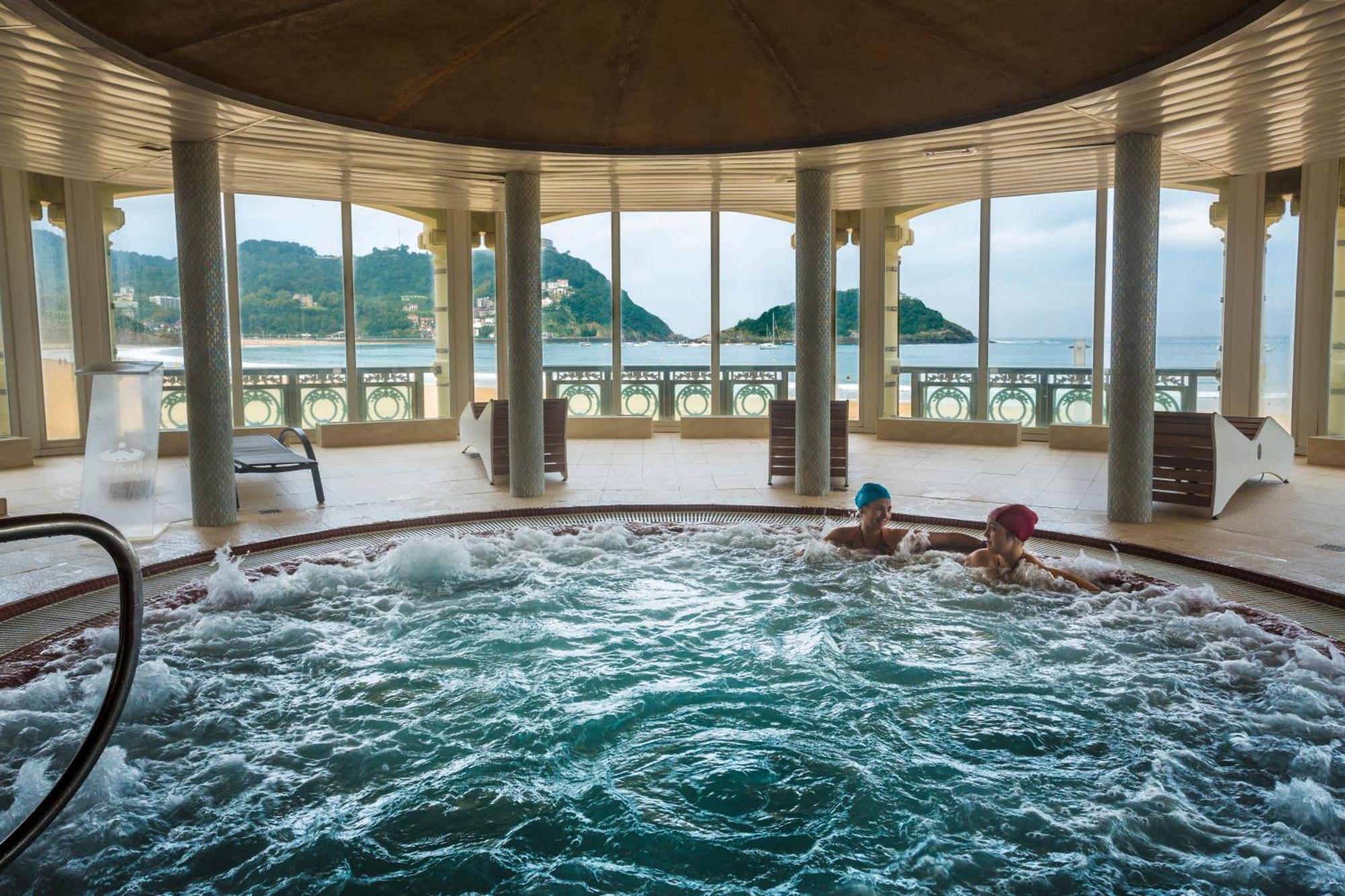 Cozy Apartment 6' From San Sebastian + Parking อูซูร์บิล ภายนอก รูปภาพ
