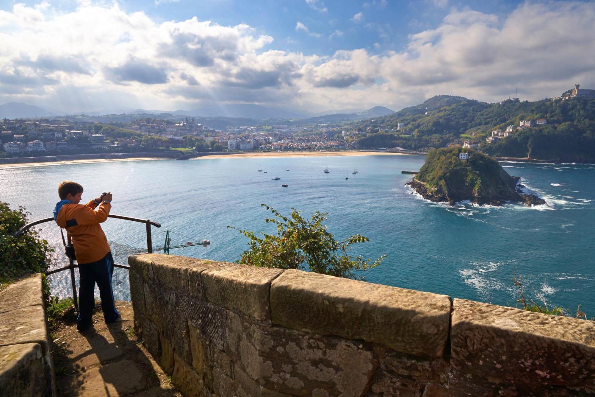 Cozy Apartment 6' From San Sebastian + Parking อูซูร์บิล ภายนอก รูปภาพ
